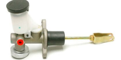 Bomba de Clutch 306103s10b D22 2.5 Diesel