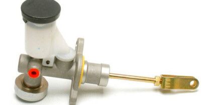 Bomba de Clutch 306103s557=306109z400 Frontier,Xterra 2.4