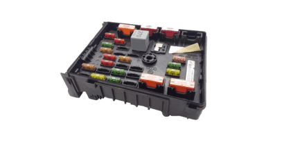 Caja Fusibles Volkwagen Passat 06
